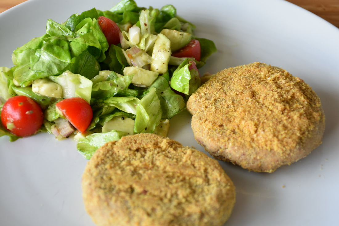 Croquetas de salvia y ensalada compuesta